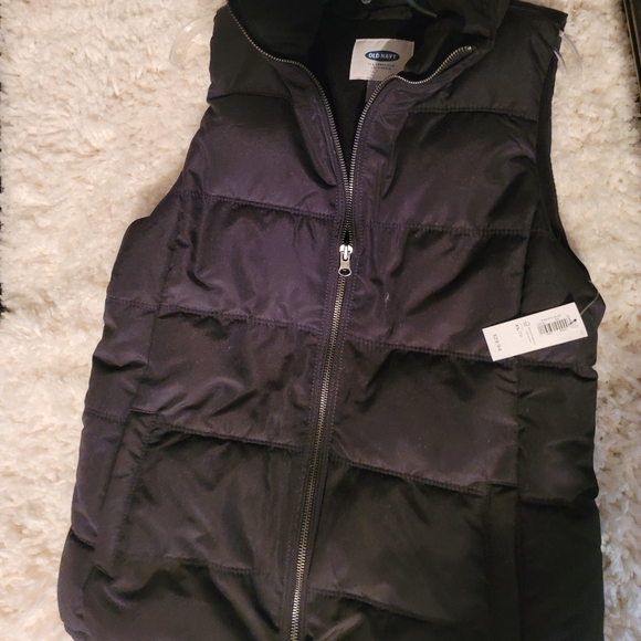 Old Navy Puffer Vest - Picture 3 of 5